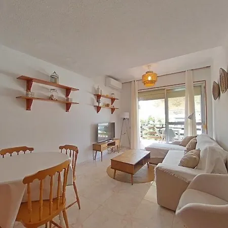 Apartament Acogedor En La Carihuela Con Plaza De Garaje Garantizada! Sol Montemar Torremolinos