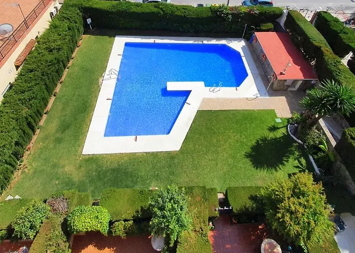 Acogedor En La Carihuela Con Plaza De Garaje Garantizada! Sol Montemar * 托雷莫利诺斯
